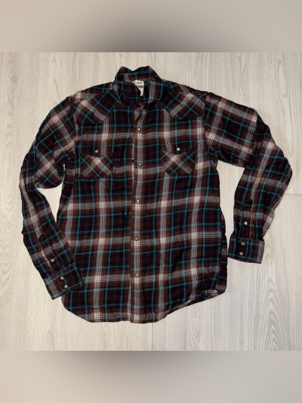 ARIAT pearl snap retro fit youth large flannel